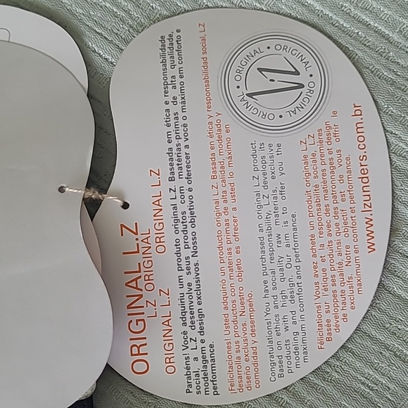 Super Plunge Microfiber Push-up Bra - Picture 7 of 13